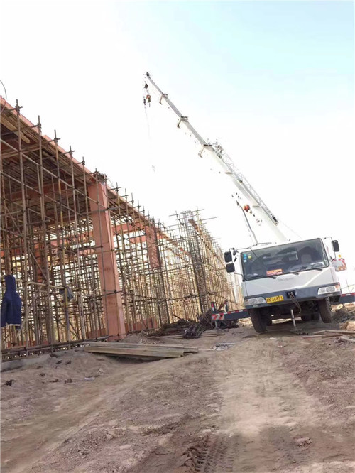 平度市吊车作业的安全注意事项有哪些？